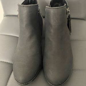 Kids boots